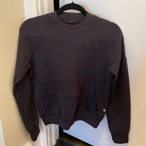 Lululemon black sweatshirt